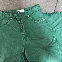 ZARAワイドパンツの画像