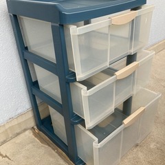 無料♪　3段衣装ケースの画像