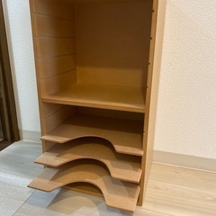 書類棚の画像