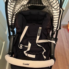 combi 対面ベビーカーの画像
