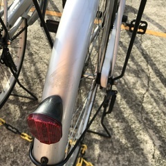 ⭐︎ドリーム2号館⭐︎中古自転車 NA2/26インチ/シルバー ※後輪タイヤ劣化・摩耗有の画像