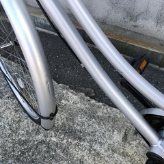 ⭐︎ドリーム2号館⭐︎中古自転車 NA2/26インチ/シルバー ※後輪タイヤ劣化・摩耗有の画像