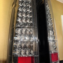 200系 ハイエース テール ライト 2セット　ストップランプの画像