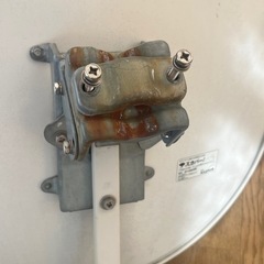 スカパーマルチアンテナ 取付金具なしの画像