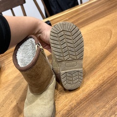 モコモコブーツの画像