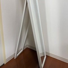 スタンドミラーの画像