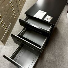 OFFICE スティール製　引き出し ブラック　美品 高さ60.5cm　　　幅　　40cm   奥行　58.5cmの画像