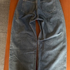 ダメージジーンズ②
の画像
