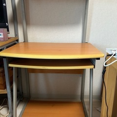 パソコンラックの画像