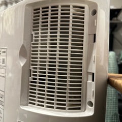 【引渡決定】《Panasonic》ナノイー空気清浄機＆ファンヒーター 18年製の画像