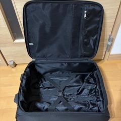 キャリーばバッグの画像