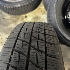 【2018年】13インチ スタッドレス 4本の画像