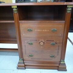 使用感あり アンティーク調 デスク 幅125cm 木目調 ヨーロピアン 机 書斎 苫小牧西店の画像