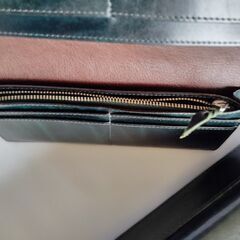 セカンドバック　長財布のセットの画像