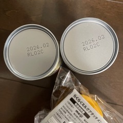 【差し上げます】らくらくミルク2缶とアタッチメントの画像
