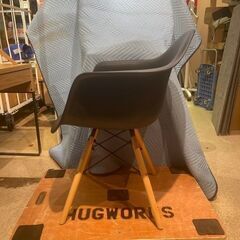 アームチェア　シェルチェア　北欧レトロの画像