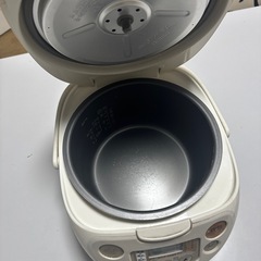炊飯器　の画像
