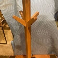 コートハンガー　木製　洋服掛けの画像