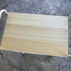 【リユースショップスパークル】キッチンラック　No.114　ニトリ　キッチンワゴン　ホワイト　木目天板　キャスター付き　配送可能♪の画像