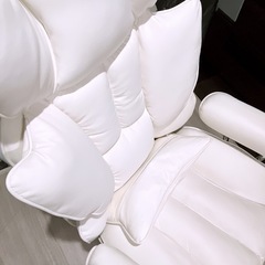 定価¥35000‼︎　【短期掲載】お姫様系エグゼクティブチェア　人間工学設計の画像