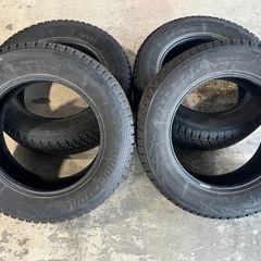 ブリジストンスタッドレス！225/65R17!の画像