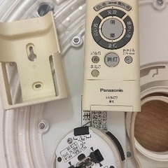 🟨 LEDシーリングライト番号15 Panasonic 2011年製 【多機能】大阪市内 配達無料 保管場所での引取りは値引きします の画像