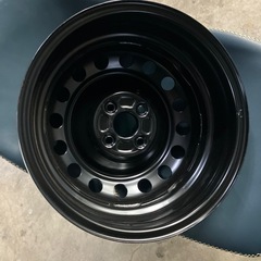 新品トヨタ純正スチールホイール4本15インチ6J PCD1004Hホイールカバー付きの画像