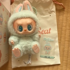 ハブアシート　　ラブブ　QUQUの画像