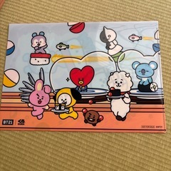 BT21クリアファイル&アクリルステッカーセットの画像