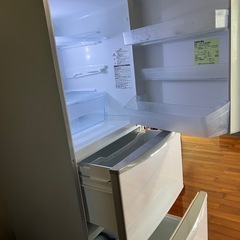 TOSHIBA 冷蔵庫340Lの画像