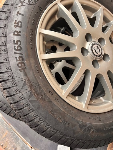 プリウス30 195/65R15 スタッドレス　冬　タイヤ
