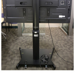 【送料込15,000円】【新品】電動式TVスタンド 75型対応／...