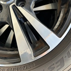 サマータイヤ
の画像