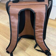 🐾ドーム窓付き✨ペット用リュックキャリー🎒通気◎おしゃれなブラウン系デザインの画像