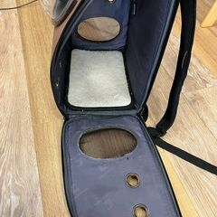 🐾ドーム窓付き✨ペット用リュックキャリー🎒通気◎おしゃれなブラウン系デザインの画像