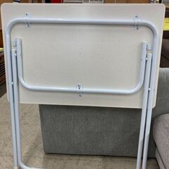 J5864　【リユースのサカイ柏店】　折りたたみテーブル　クリーニング済みの画像