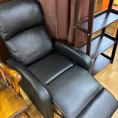 【ジャングルジャングル深井店】★リクライニングチェア ブラック リクライニング イス 黒 家具 堺市（中区 堺区 東区 西区 南区 北区）和泉市 河内長野市 富田林市 松原市 狭山市 深井 【FU2917の画像