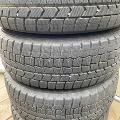 スタッドレスタイヤの画像