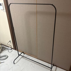IKEAハンガーラックの画像