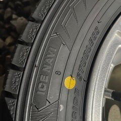 ラベル付き新品未使用スタッドレスホイールの画像