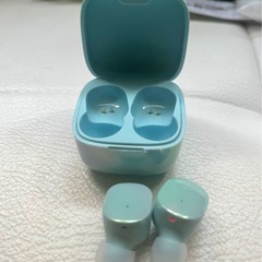 Bluetooth イヤホン　軽量　コンパクトの画像