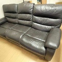 ニトリ　電動リクライニングソファ
の画像