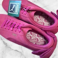 PUMA リボン スニーカーの画像