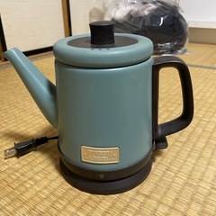 電気ケトル
の画像