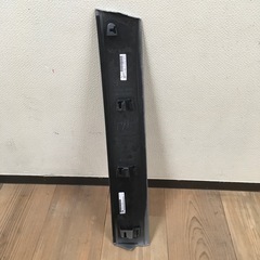 トヨタ  ルーミー右側センターレールカバー‼️の画像