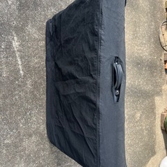 施術ベッドの画像