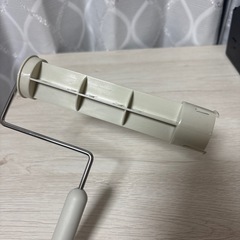 ダイソー　コロコロ　本体の画像