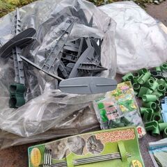 家庭菜園　資材　マルチ　トンネル支柱等　いろいろ　まとめて　農園　の画像