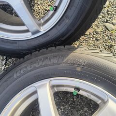 冬への備え！スタッドレスタイヤ アルファードなどに 205/65R16 YOKOHAMA アルミホイール美品　冬タイヤの画像