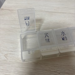 ダイソー　お薬ケース　ケースの画像